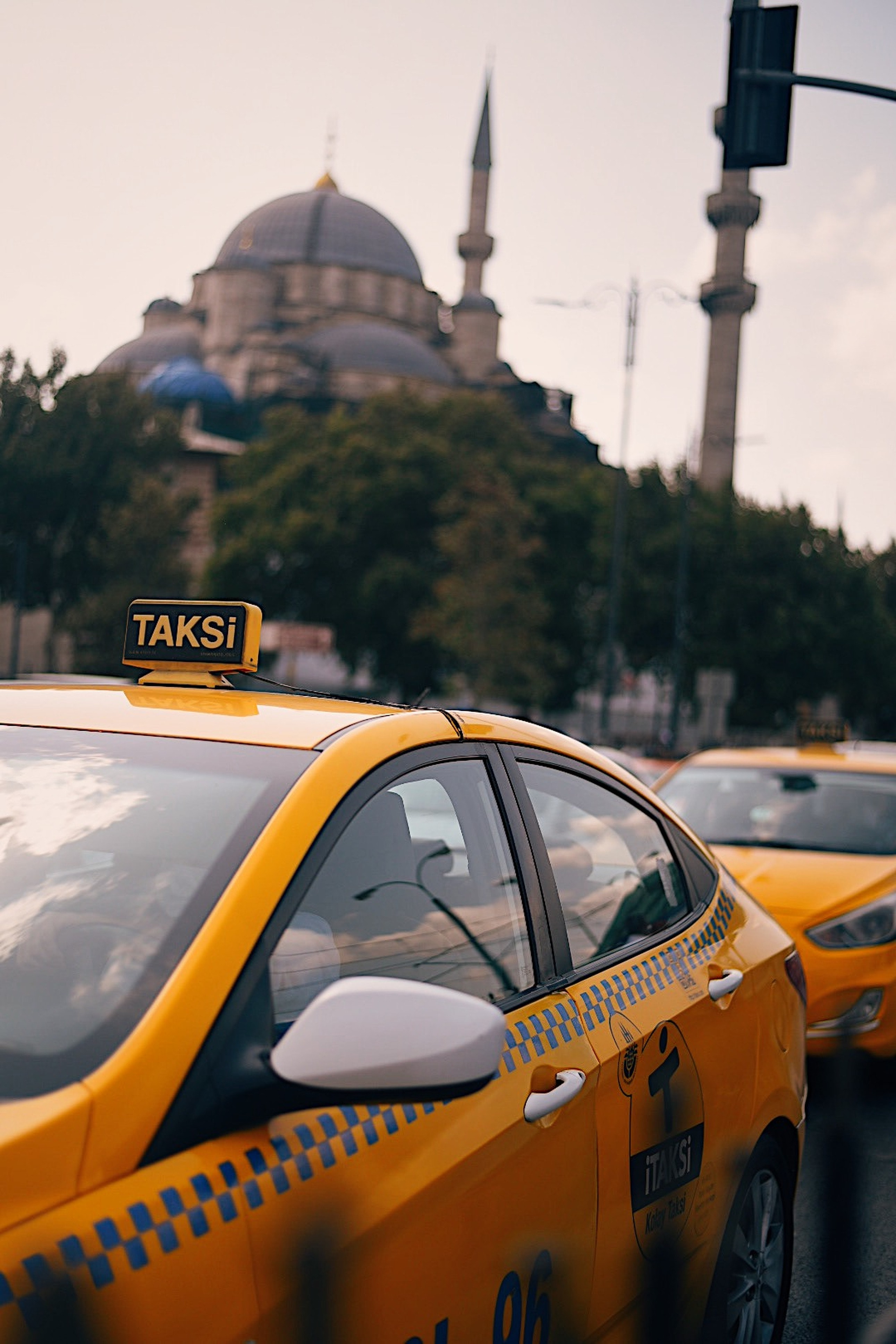 Satılık ticari taksi fiyatları neye göre belirlenir?